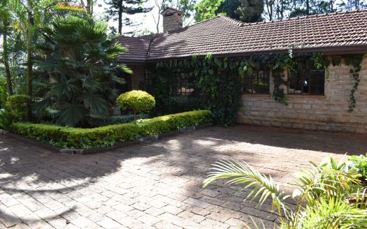 4BR Bungalow, Runda